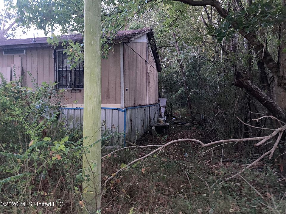 2nd image of 283 W Valley Ave