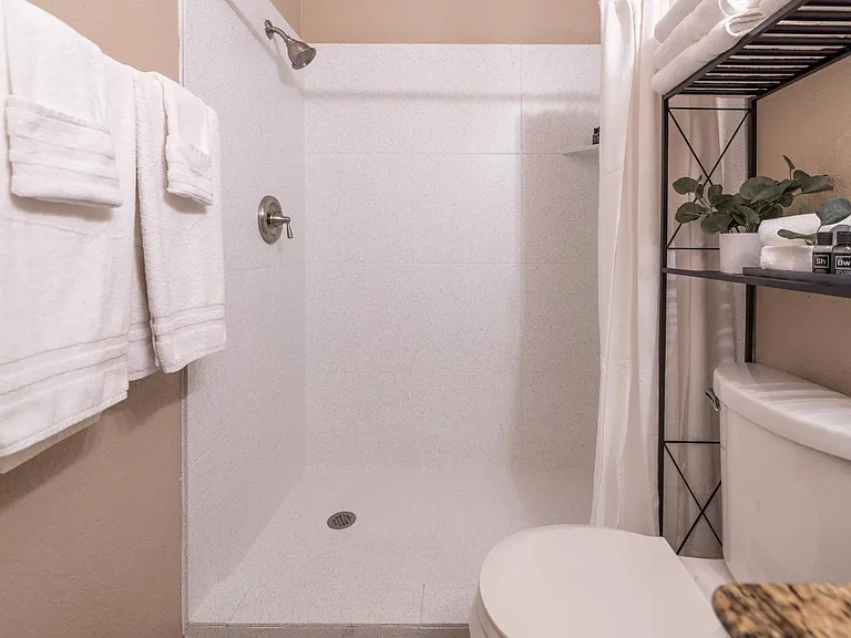 3905 E Garnet Cir — Photo 8