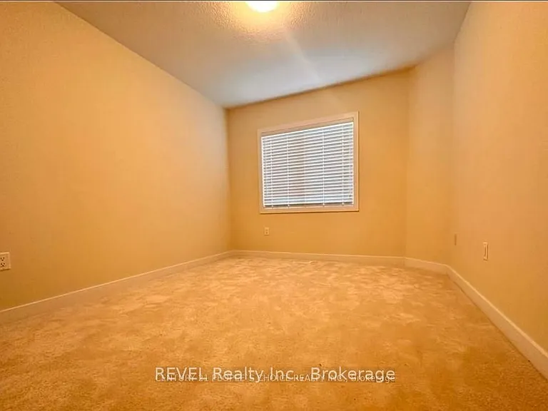 36 Rowlock St — Photo 7