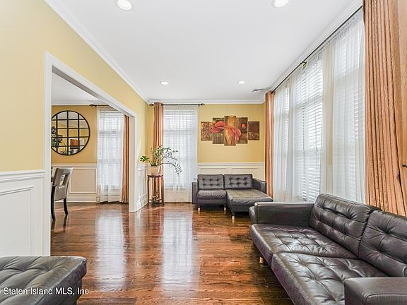 5th image of 45 Elmwood Ave