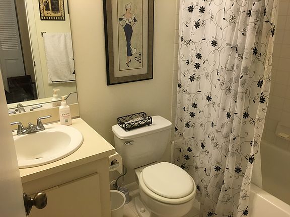 2 nd Bathroom