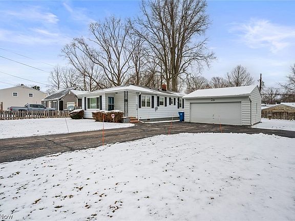 2nd image of 1171 Garden Rd