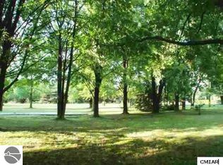 5033 W Redstone Rd, Saint Louis, MI 48880