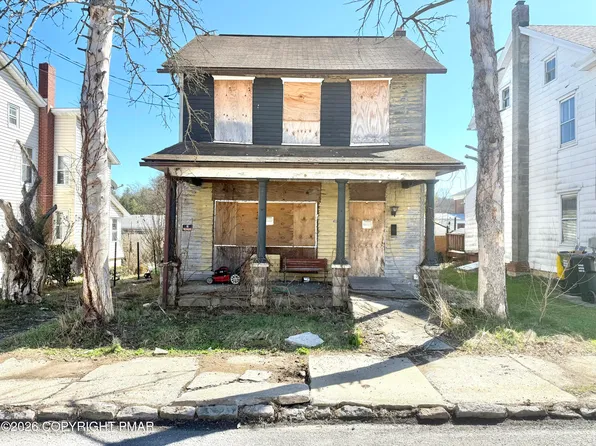 4032 Main St, Slatedale, PA 18079