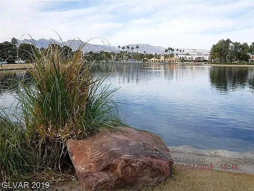 2111 Sealion Dr Photo 1