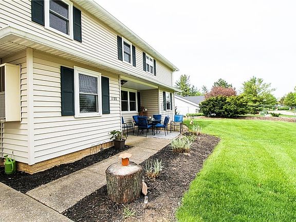 2nd image of 1188 Queens Ave