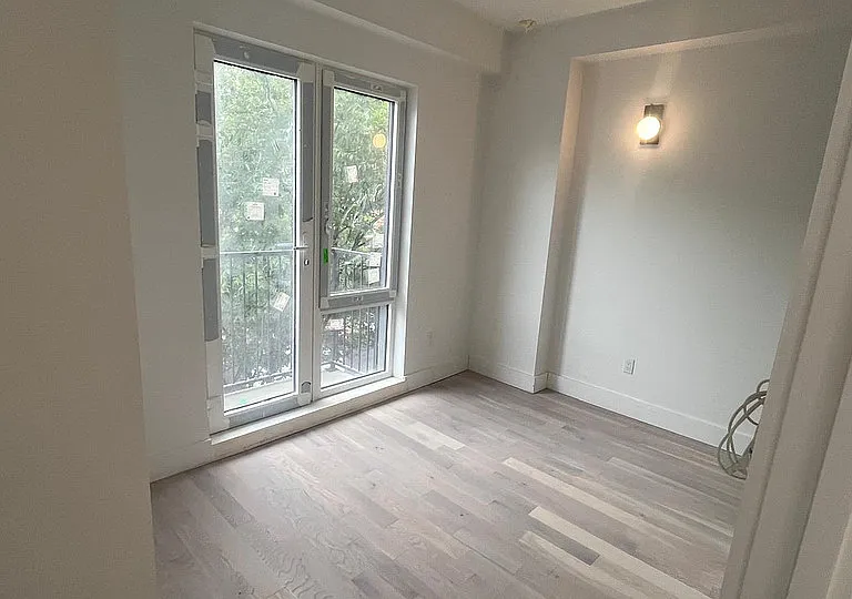 193 Graham Ave #3N — Photo 11