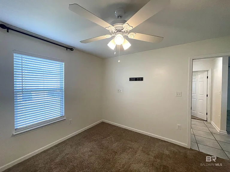 15142 Marem Dr — Photo 27