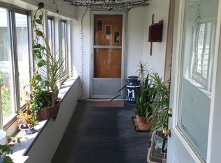 46 Spring St, Glouster, OH 45732