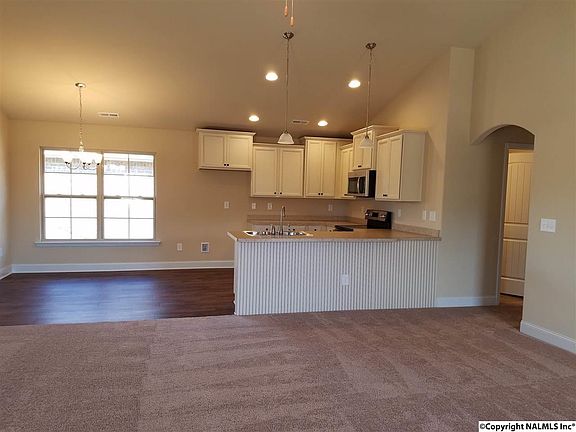 5th image of 710 Oak Cove Ln NW