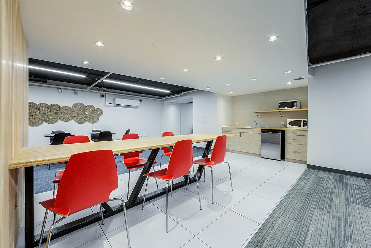 Gowan Court — Photo 1
