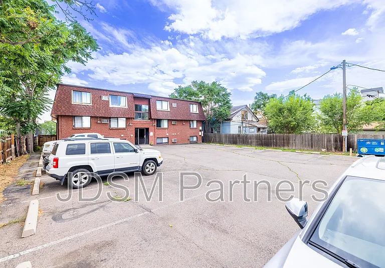 2455 Bryant St #9 — Photo 6