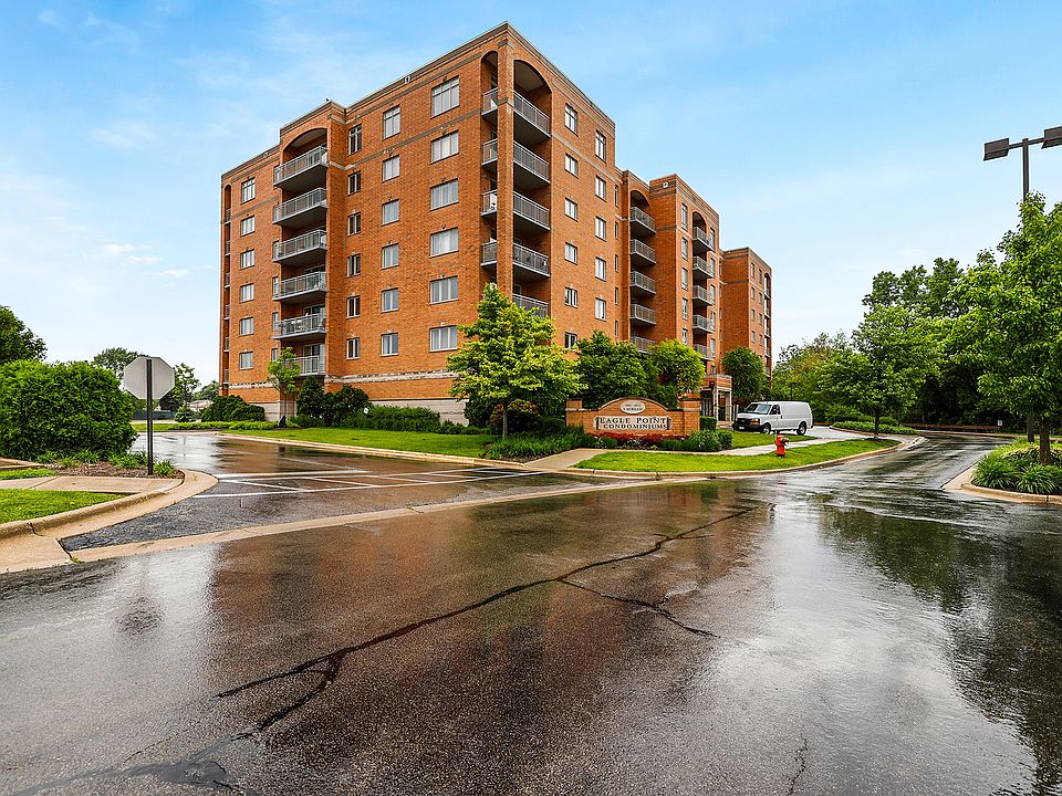 1st image of 6801 N Milwaukee Ave APT 205