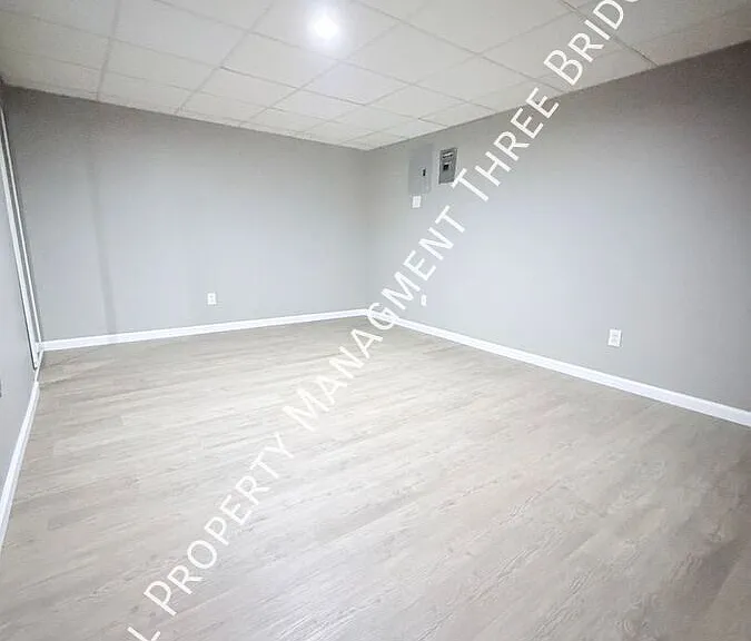43 Kingspointe Dr — Photo 9