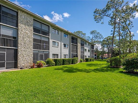 2nd image of 5789 Gage LN #203A