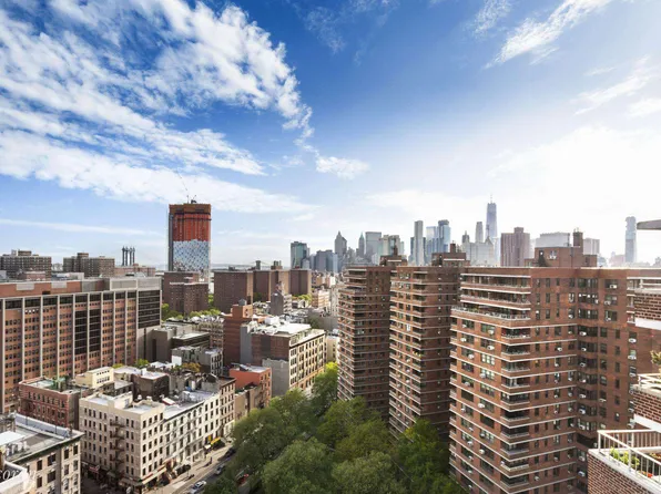 413 Grand Street image 1 of 6