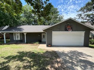 1620 S Aspen Ct, Broken Arrow, OK 74012