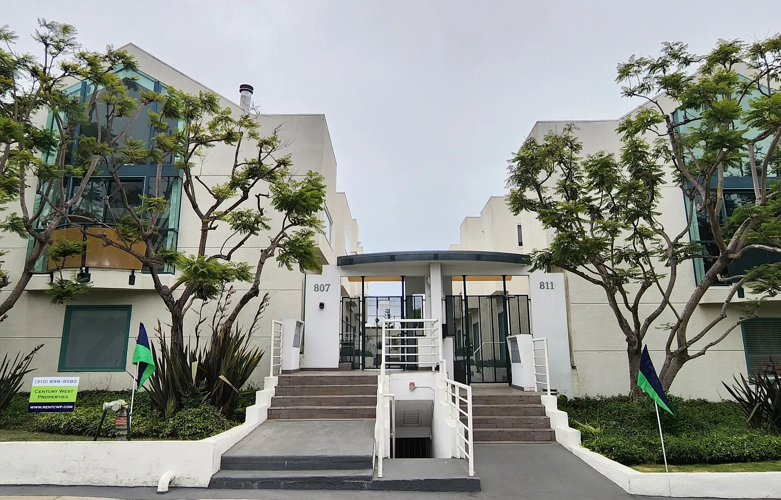 2 bed, 2.5 bath, $6,800 — Photo 1