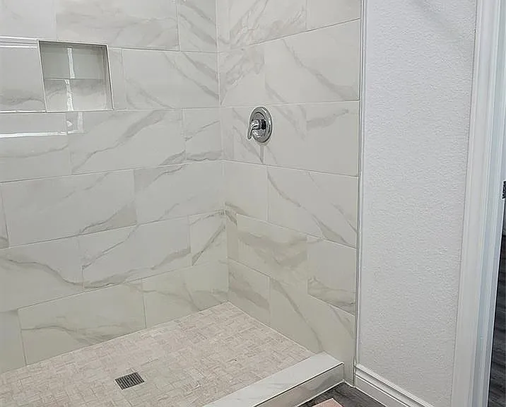 13810 Overbrook Ln — Photo 18