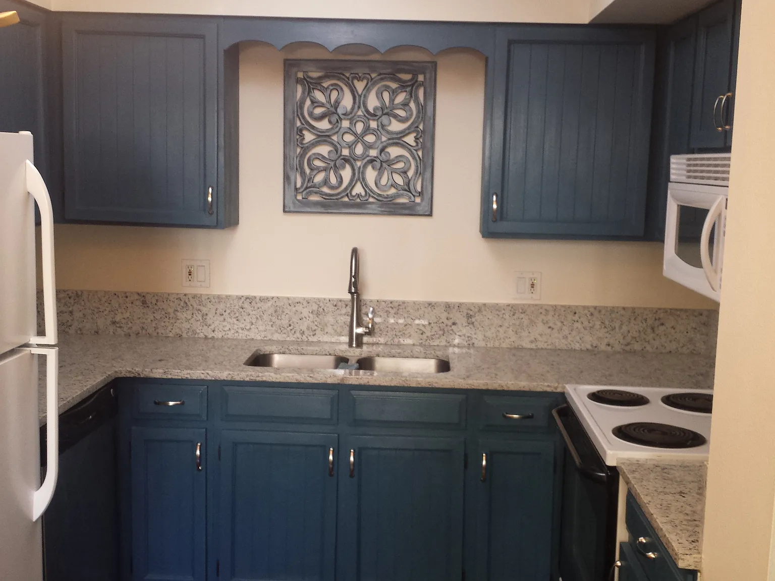3 bed, 2.5 bath, 1530 sqft, $2,150 — Photo 4