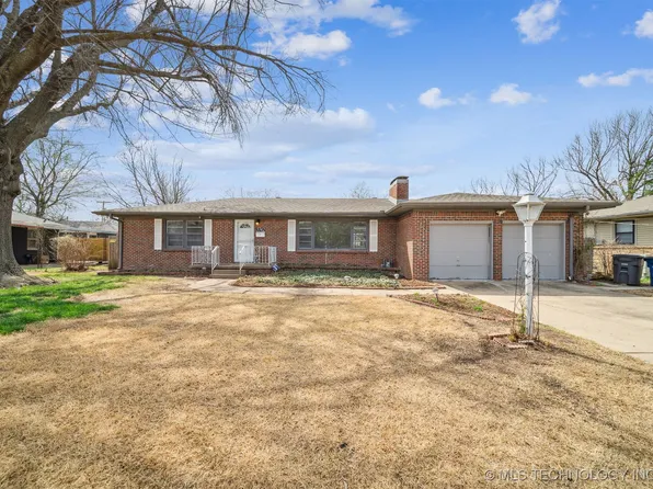 5742 E 5th Pl, Tulsa, OK 74112