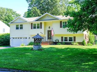 676 D St, Pasadena, MD 21122