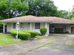 246 Willow Dr #250, Gretna, LA 70053