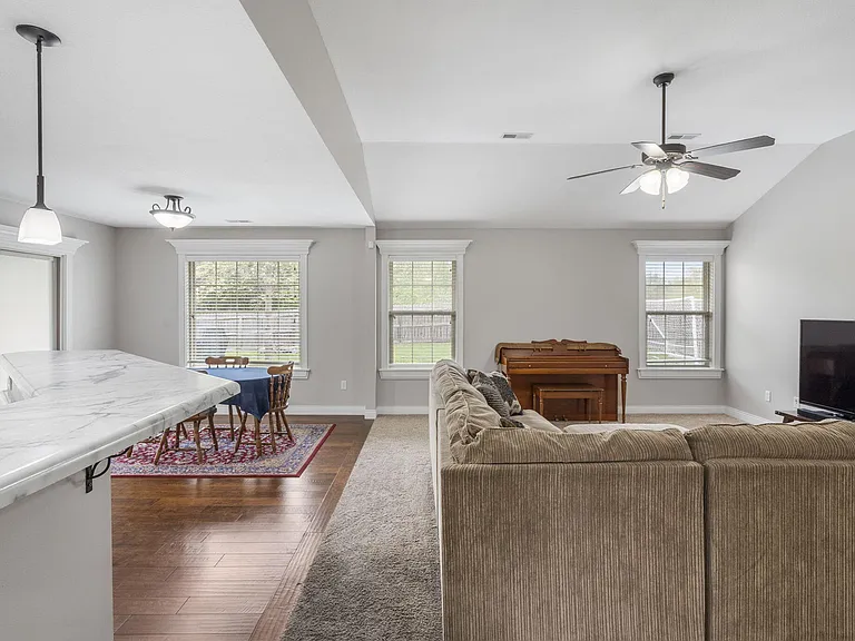 5103 Whitefish Dr — Photo 8