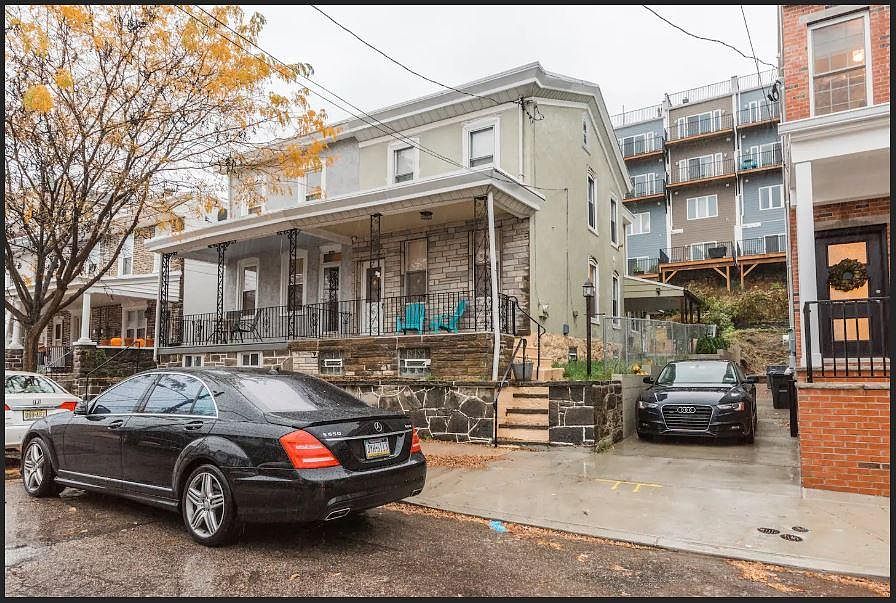 1st image of 318 Hermitage St