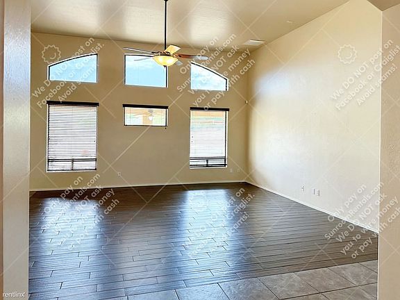5th image of 9003 S 10th Dr