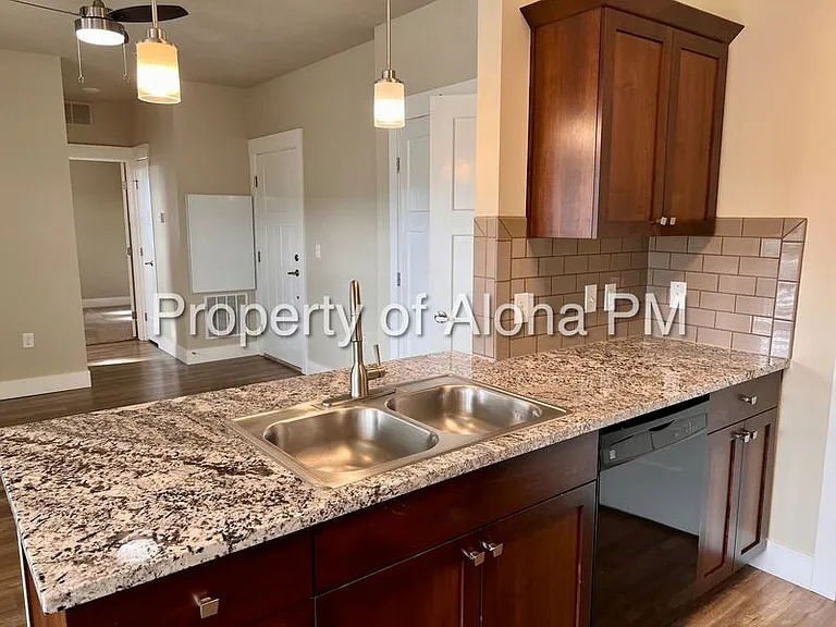 3558 E Grand Forest Dr #201 — Photo 8