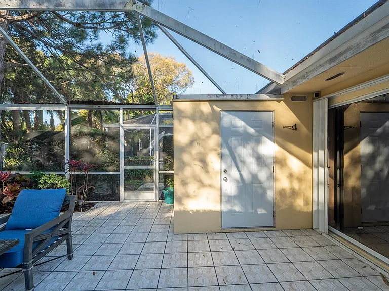 304 Sun Terrace Ct — Photo 7