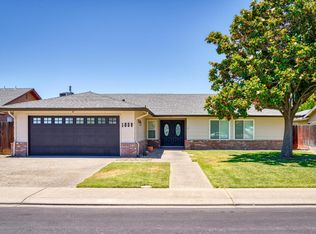 1059 Souza Blvd, Manteca, CA 95336