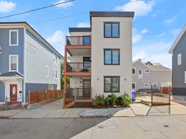42 Dennis St #1