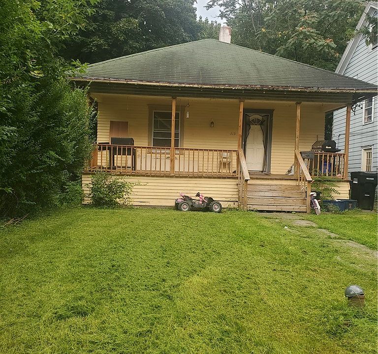 1st image of 115 Bellaire Pl
