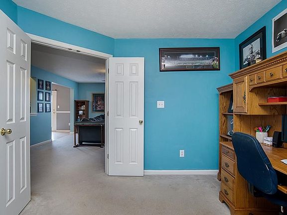 5th image of 2930 Shadow Lake Dr