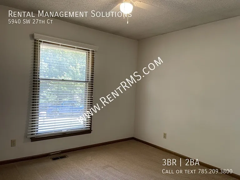 5940 SW 27th Ct — Photo 17