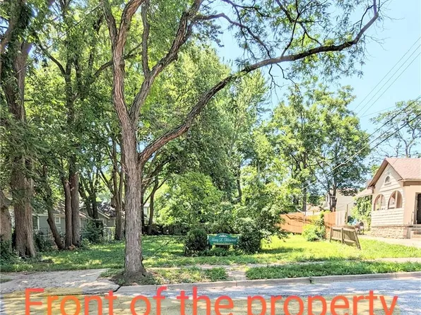 1217 E 61st St, Kansas City, MO 64110