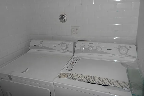 Rented by Corcoran | media 17