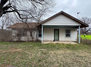 710 E Brissy St, Cushing, OK 74023