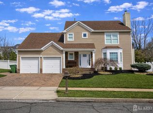 120 Bissett St, Sayreville, NJ