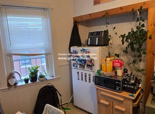 32 Charter St APT 4, Boston, MA 02113