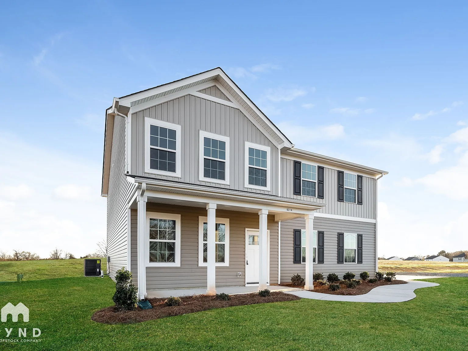 4 bed, 2.5 bath, 2350 sqft, $2,275 — Photo 3