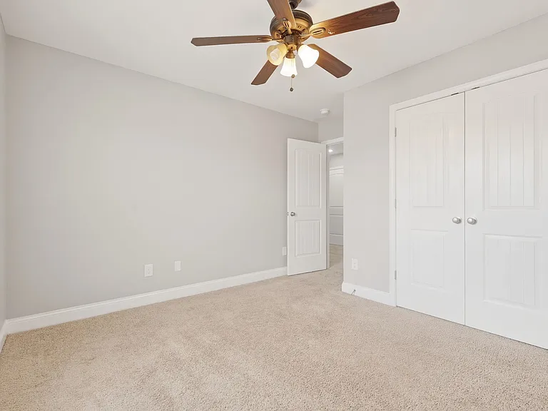 1541 Gallant Fox Ct — Photo 16