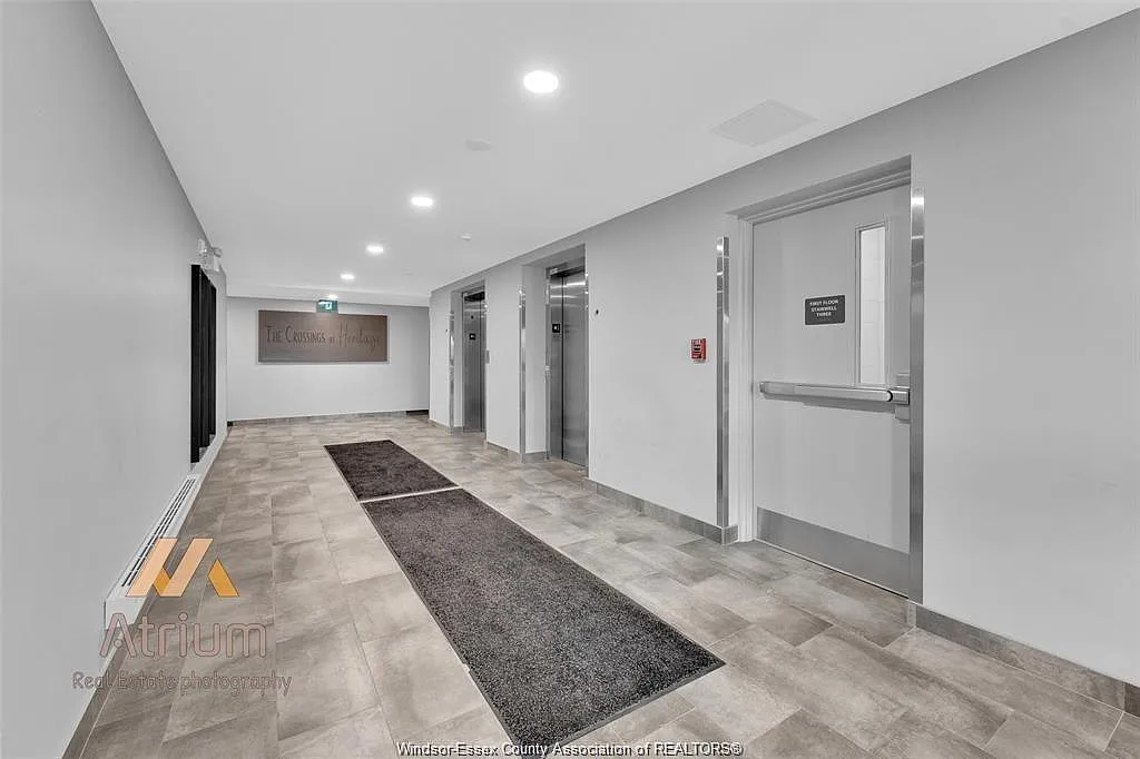 2 bed, 2.0 bath, 1129 sqft, $2,300 — Photo 3
