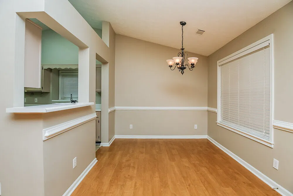 3 bed, 2.0 bath, 1523 sqft, $2,060 — Photo 4