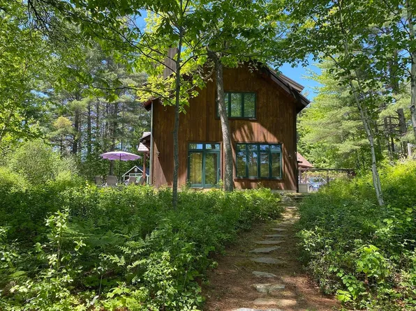 150 Woodcrest Rd, Springfield, NH 03284