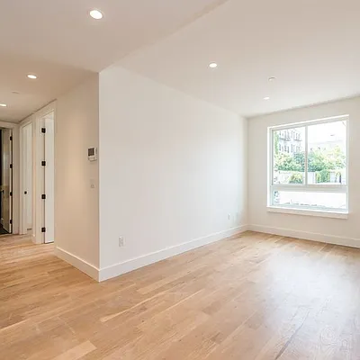 Rented by Nooklyn NYC LLC | media 90