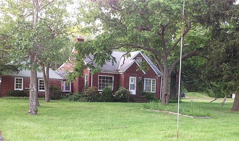 Welcome to 29899 Emery Rd.