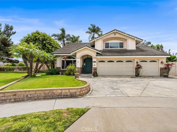 17481 Frans Ln, Huntington Beach, CA 92649